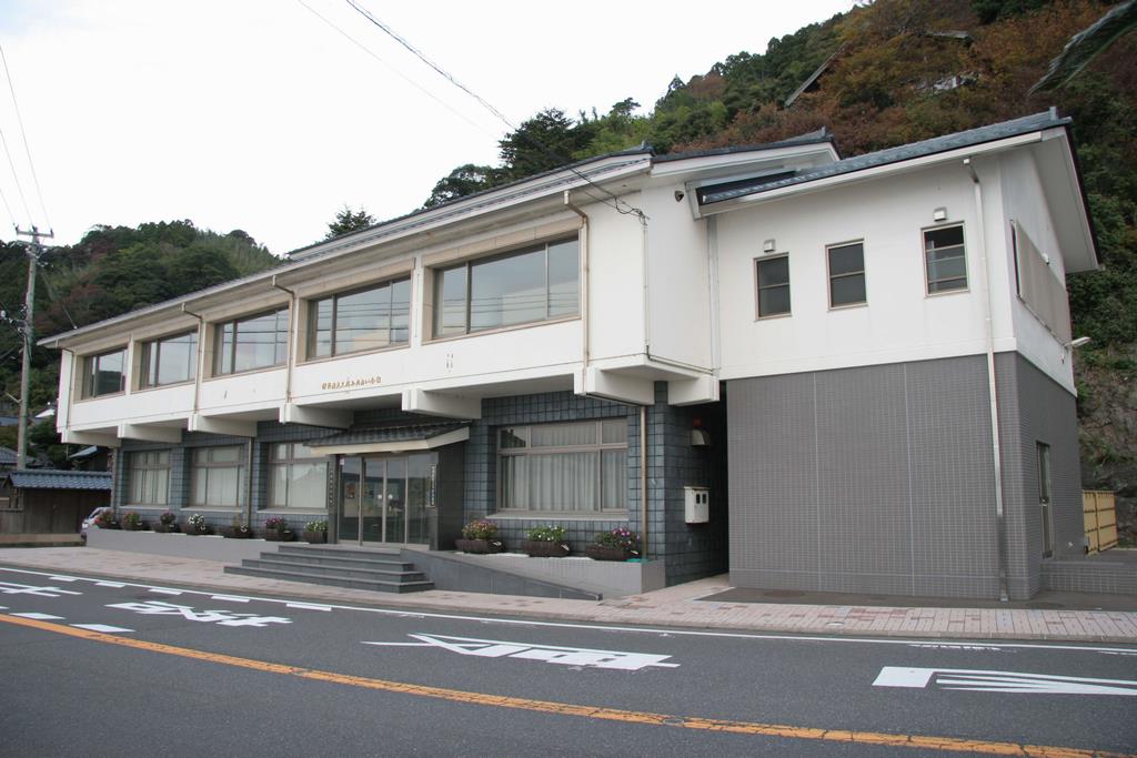 河野図書館