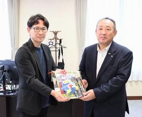 熊撃退スプレーの寄付